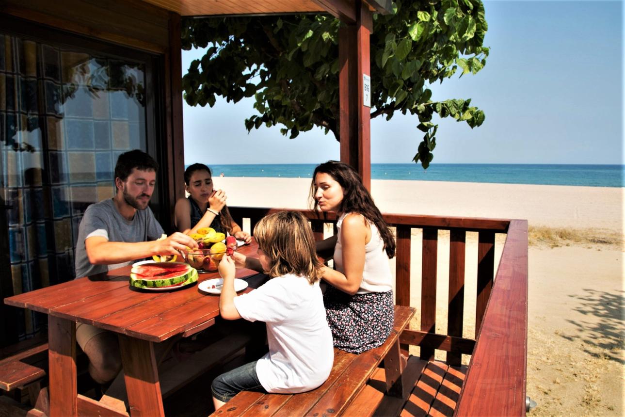 Beach Chalet vs. Vacation Villa: Which One Is Right for Your Holiday?